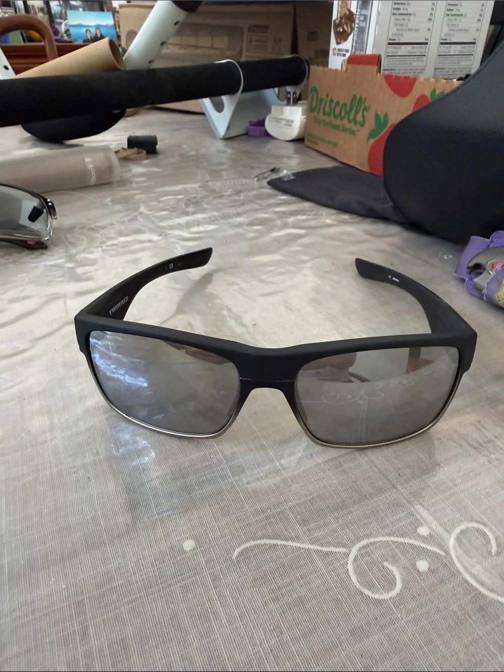 Oakley twoface Frame: Machinist Matte Black Lens: Chrome Iridium